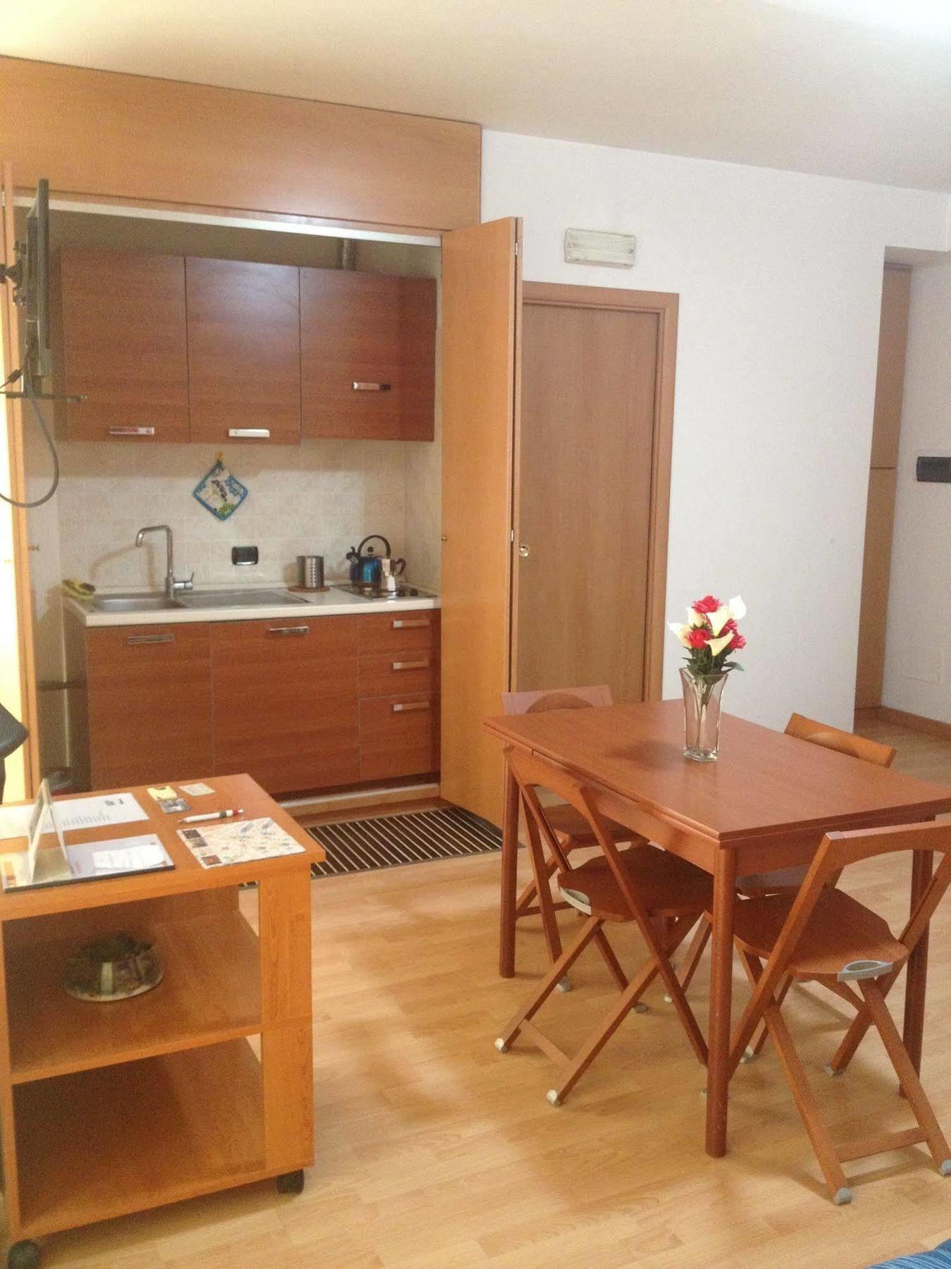 Casa Vacanze House Eden روما المظهر الخارجي الصورة